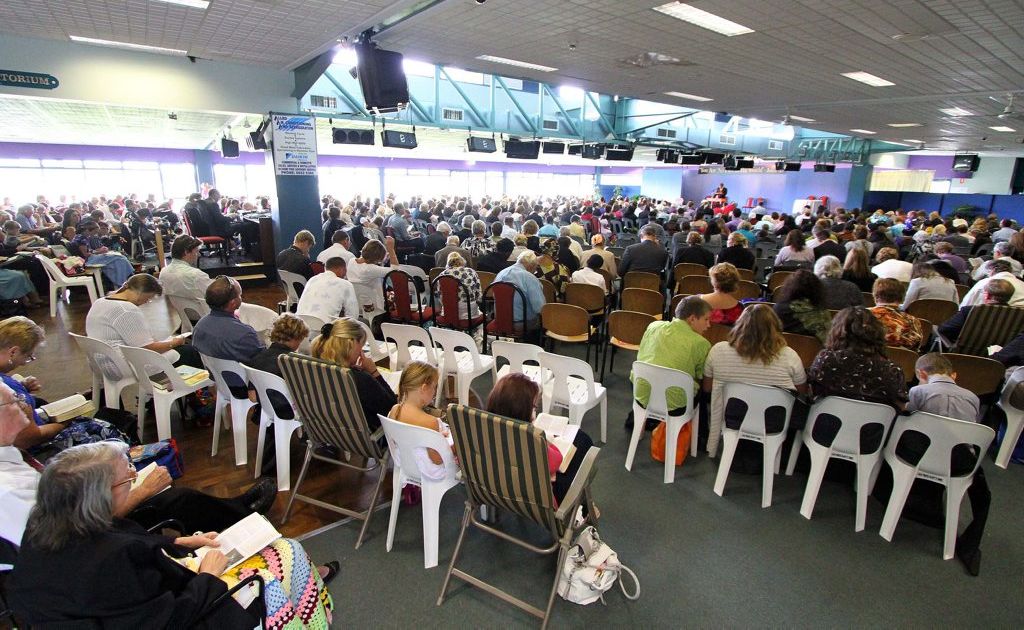 Coffs Harbour 3-4-11 Scenes from the Circuit Assembly of Jehovah's Witness at the Coffs Harbour Racecourse Photo Frank Redward Coffs Harbour 3-4-11 Scenes from the Circuit Assembly of Jehovah's Witness at the Coffs Harbour Racecourse Photo Frank Redward